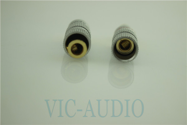 Banana plugs gold plated speaker terminals